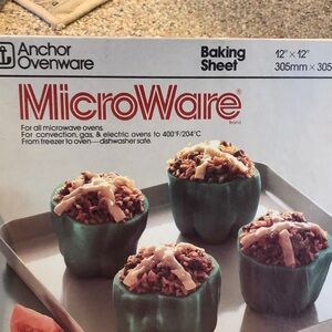 MicroWare beige  Ceramic  Baking/microwave tray / vintage MCM new in box